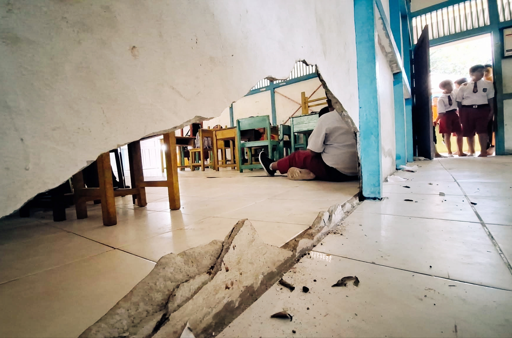 Enam Kelas SDN 03 Sontas di Entikong Rusak Berat, Murid Menanti Perbaikan